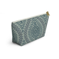 Mumbai Lace Accessory Pouch w T-bottom in Green